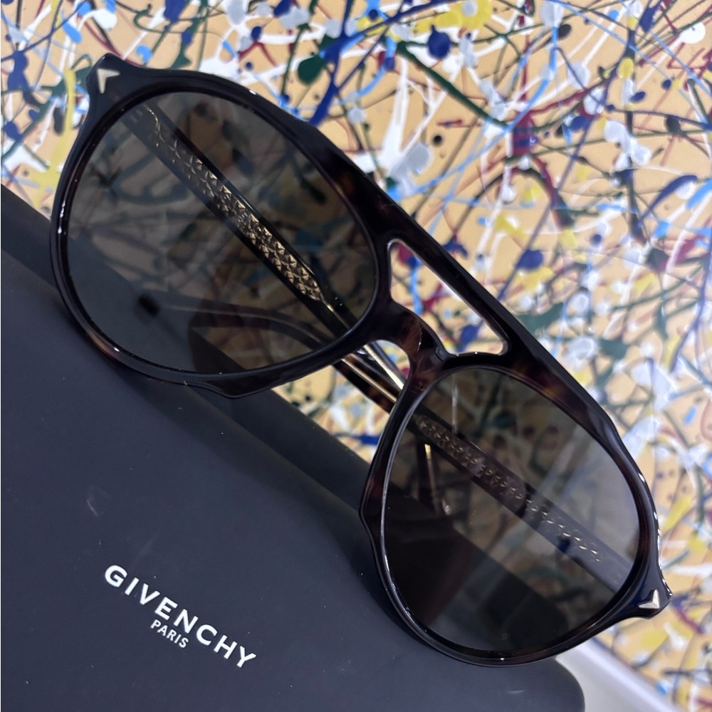 NWOT! GIVENCHY ⚜️ Aviator Sunglasses - Picture 5 of 9
